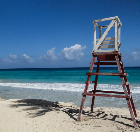 Playa De Este: White sand , blue water and plan trees