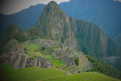 Machu Picchu and Hayanu Pichu in the background